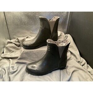 London Fog Rain Boots Women 6M BLACK Piccadilly HKF003 Galosh~Gently Used